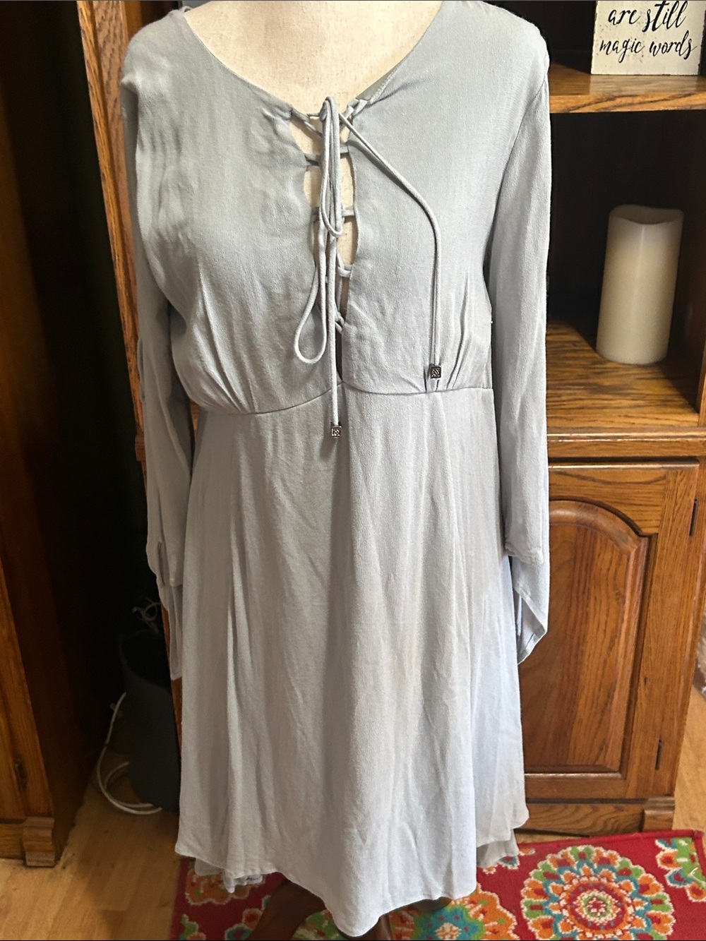 She + Sky Light Gray Lace-Up Long Sleeve Dress Size Small